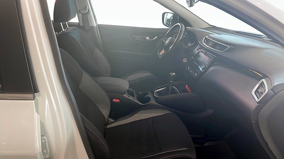 Nissan Qashqai 3 of 9