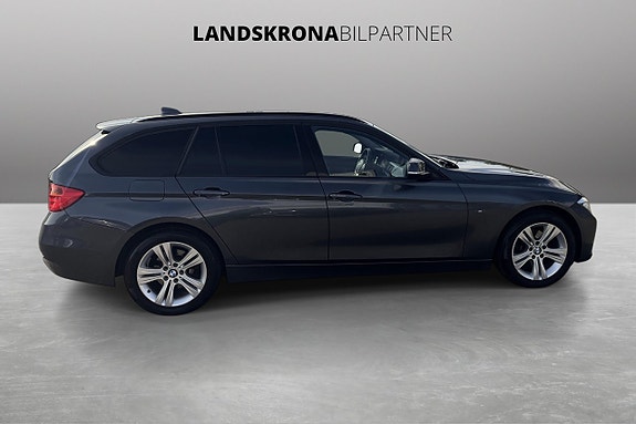 BMW 320d 4 of 29
