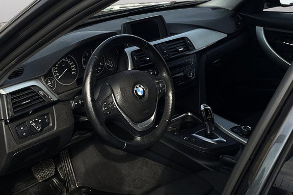 BMW 320d 11 of 29