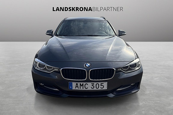 BMW 320d 2 of 29
