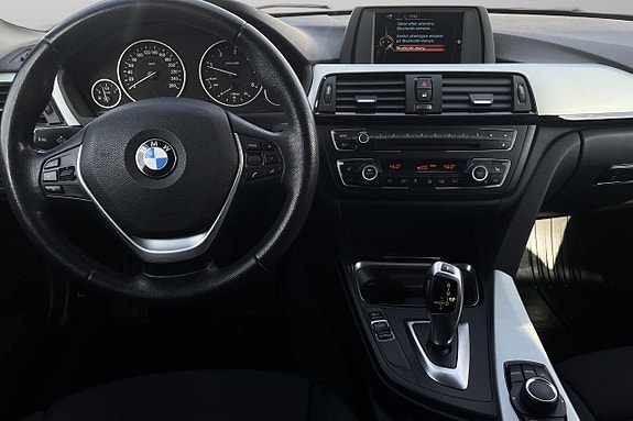 BMW 320d 14 of 29