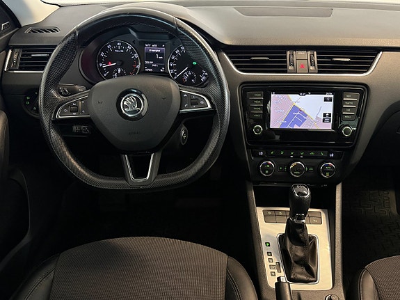 Skoda Octavia 6 of 13