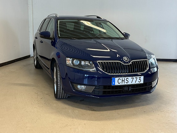 Skoda Octavia 2 of 13