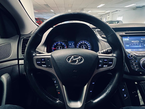 Hyundai i40 15 of 23