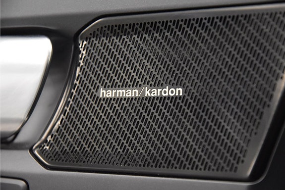Volvo XC40 19 of 27