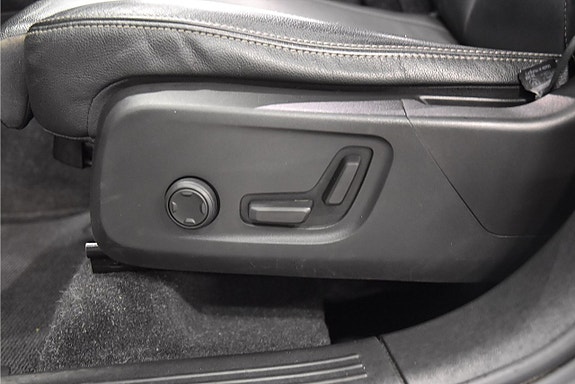 Volvo XC40 16 of 27