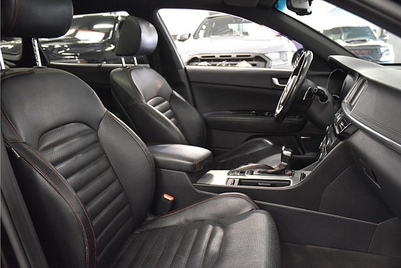 Kia Optima 12 of 26