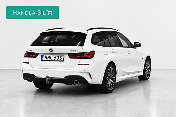 BMW 330e 5 of 21