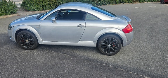 Audi TT 6 of 8