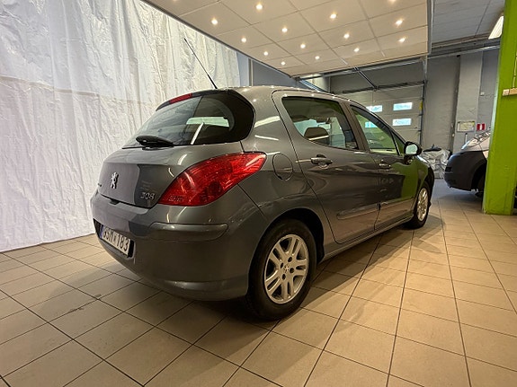 Peugeot 308 5 of 12