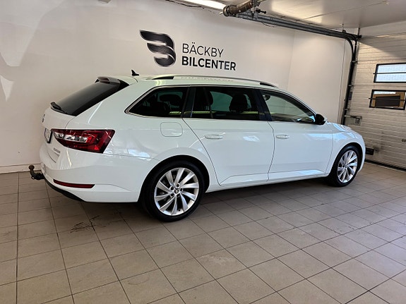 Skoda Superb 5 of 15