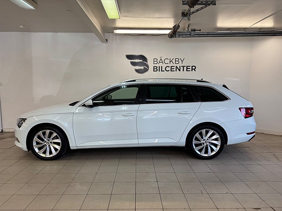 Skoda Superb 2 of 15