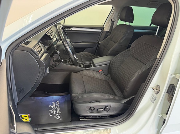 Skoda Superb 10 of 15