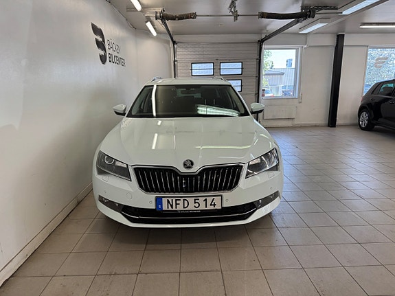 Skoda Superb 8 of 15