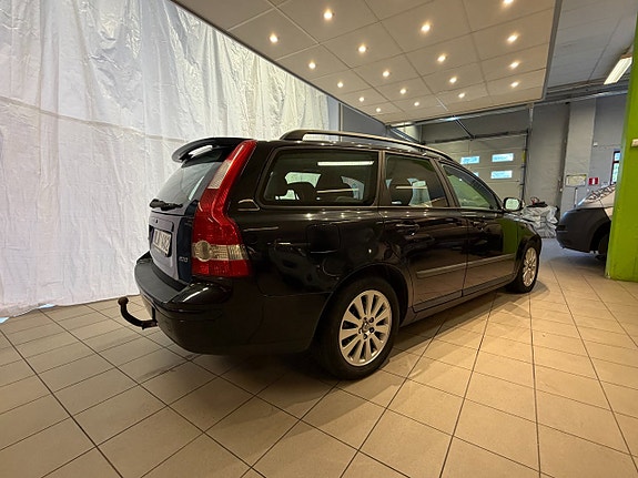 Volvo V50 5 of 11