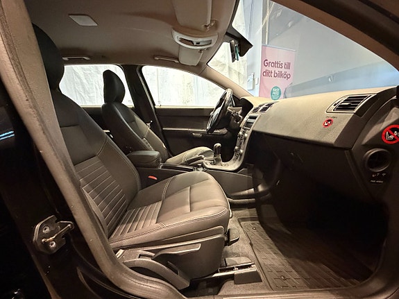 Volvo V50 9 of 11