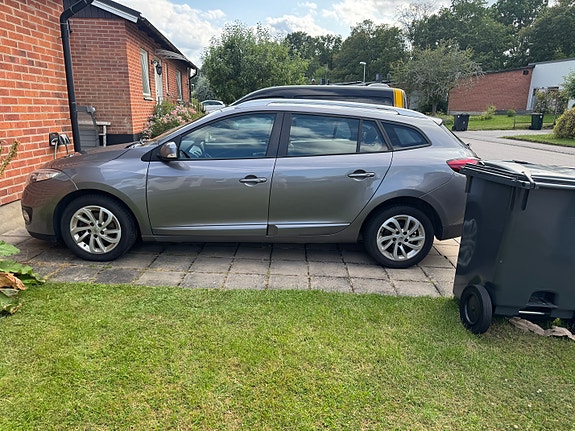 Renault Megane III 2 of 4