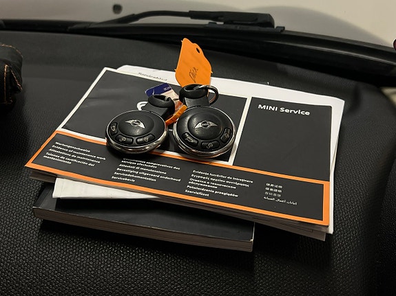 MINI Countryman Cooper D 25 of 26