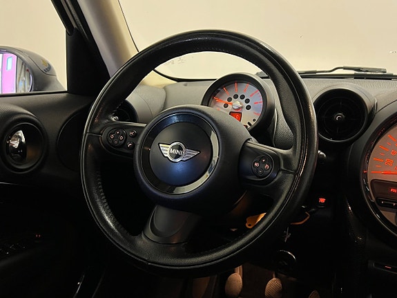 MINI Countryman Cooper D 21 of 26