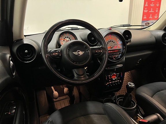 MINI Countryman Cooper D 14 of 26