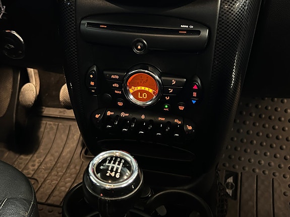 MINI Countryman Cooper D 24 of 26