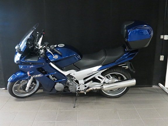 Yamaha FJR 1300 2 of 6
