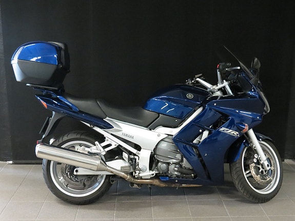 Yamaha FJR 1300 4 of 6