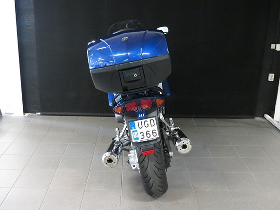 Yamaha FJR 1300 5 of 6