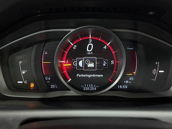 Volvo XC60 26 of 30