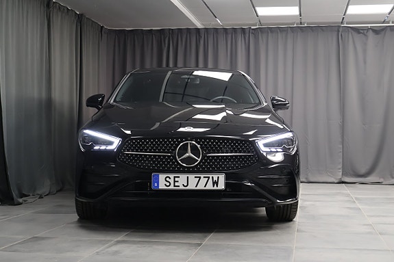 Mercedes-Benz CLA250 e 3 of 23