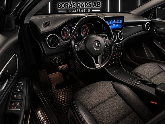 Mercedes-Benz CLA250 10 of 15