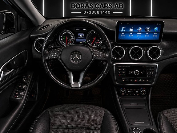 Mercedes-Benz CLA250 13 of 15