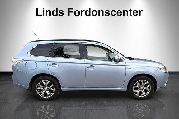 Mitsubishi Outlander 4 of 8