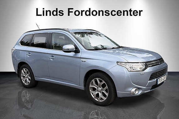 Mitsubishi Outlander 3 of 8