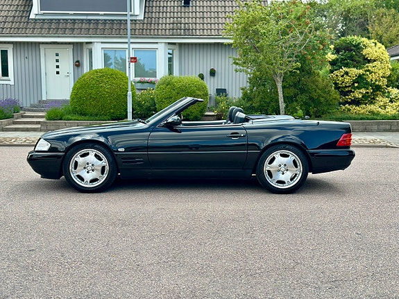 Mercedes-Benz SL500 5 of 18