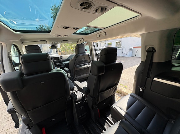 Opel Zafira Life 4 of 8