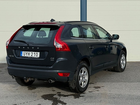Volvo XC60 7 of 18