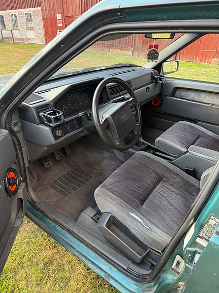 Volvo 940 4 of 11