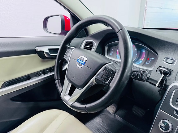 Volvo V60 5 of 20