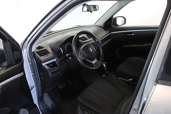 Suzuki Swift 8 of 12