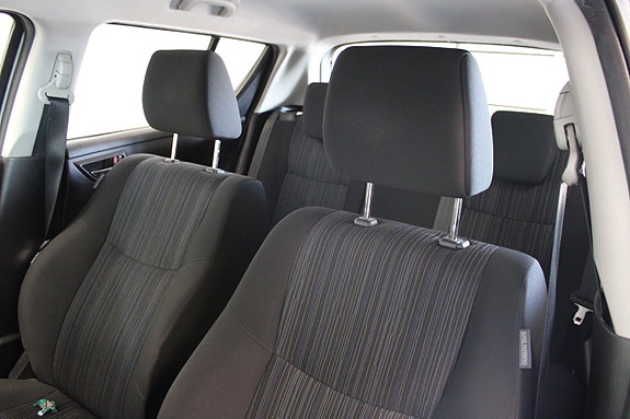 Suzuki Swift 11 of 12