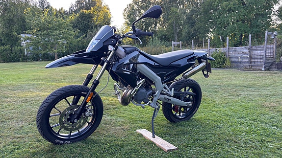 Aprilia SX50 3 of 5