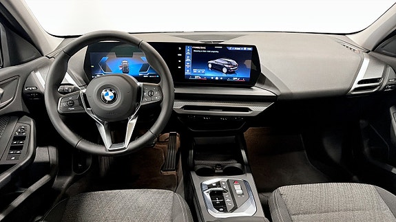 BMW 120 4 of 13