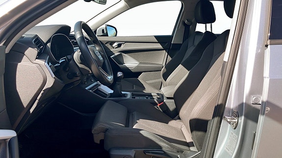 Audi Q3 8 of 13