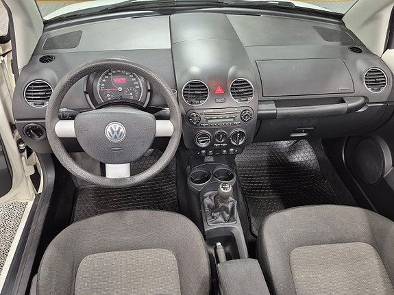 Volkswagen Beetle 8 of 9