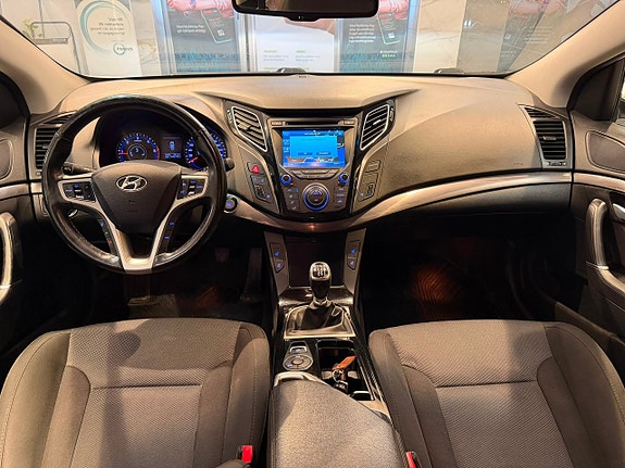 Hyundai i40 10 of 29