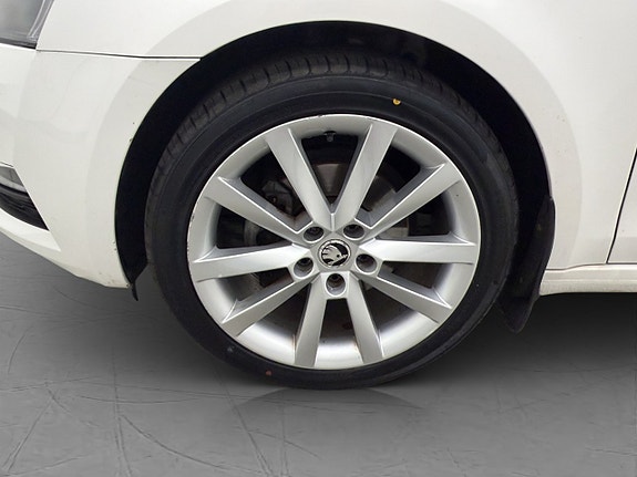 Skoda Octavia 27 of 30