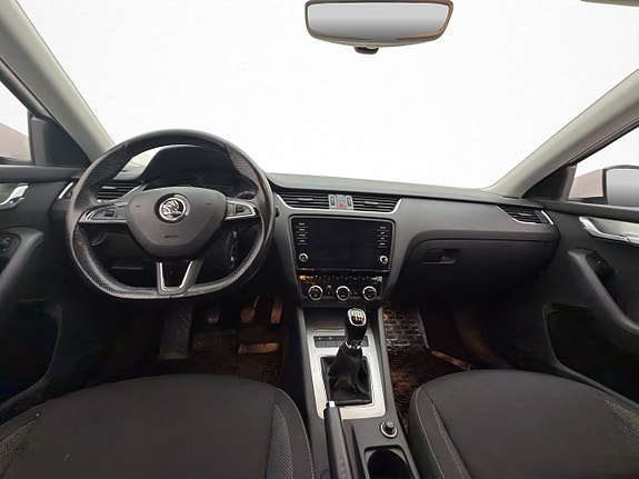 Skoda Octavia 14 of 30
