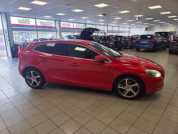 Volvo V40 10 of 20