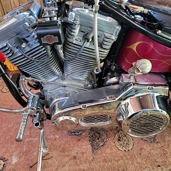 Harley-Davidson Chopper 5 of 17